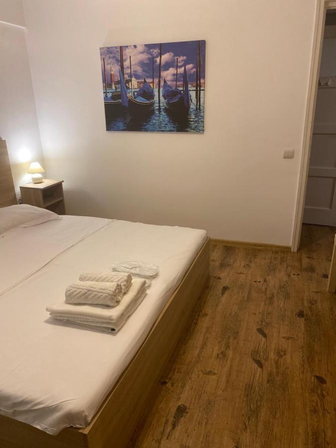 Ultracentral - Pe Calea Victoriei Appartement