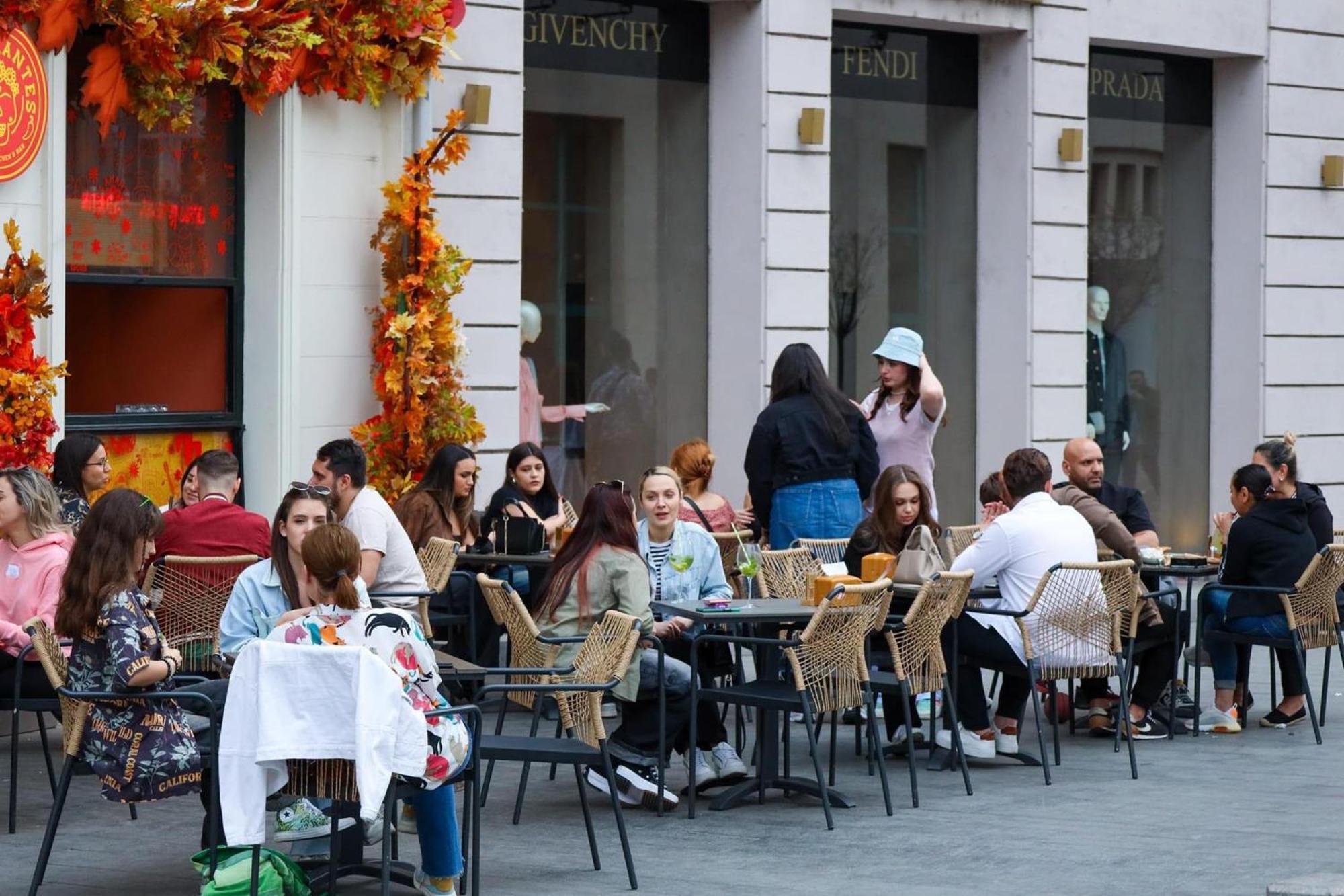 Ultracentral - Pe Calea Victoriei * Bucarest